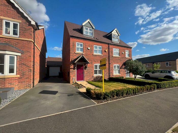 4 Bedroom House To Rent In Boyfield Crescent, Stamford, PE9