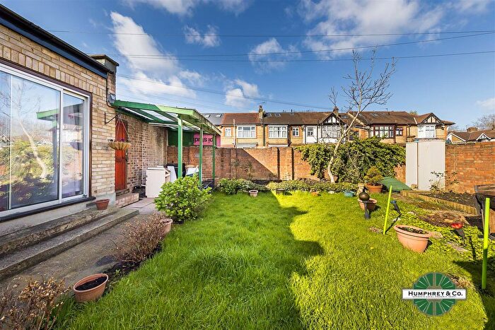 4 Bedroom Semi-Detached House To Rent In Cecil Road, London, E17