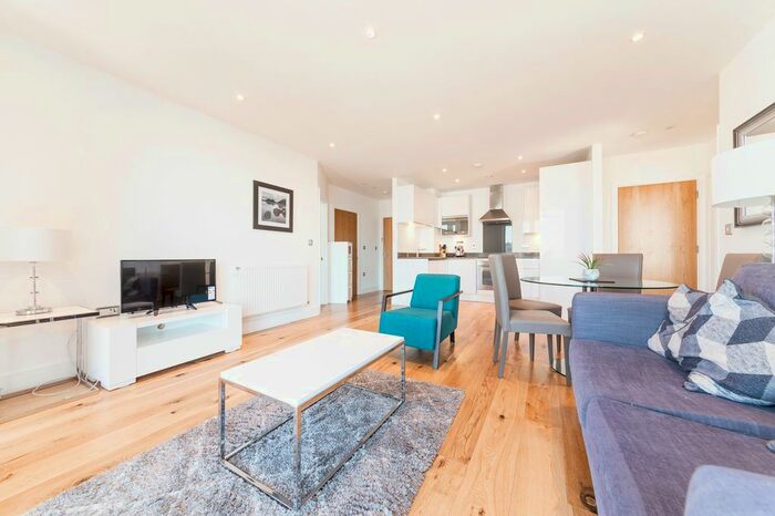 2 Bedroom Flat To Rent In Sovereign Tower, Emily Street, Canning Town, London, E16