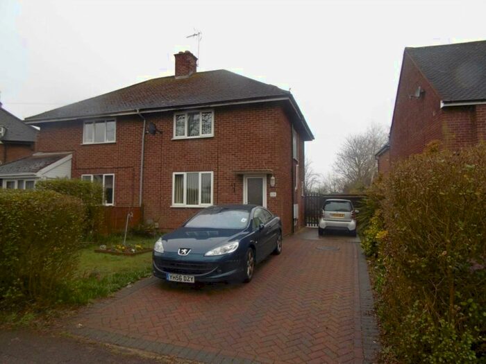 3 Bedroom Property To Rent In Homestead Road, Hatfield, AL10