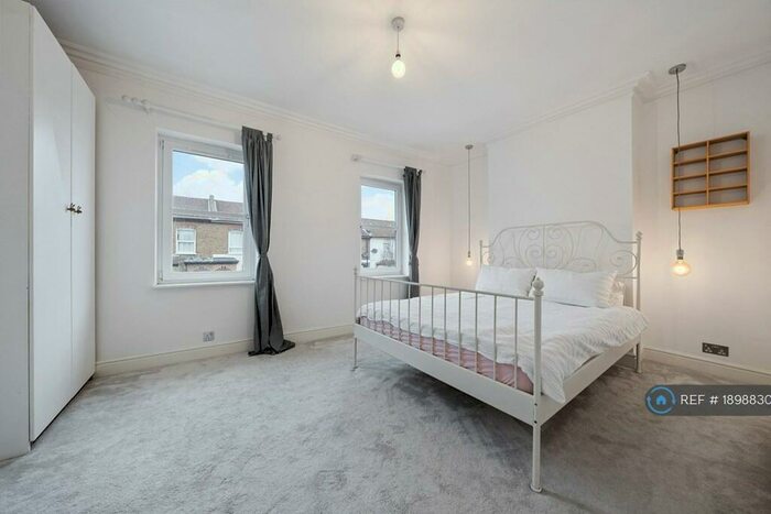 4 Bedroom Terraced House To Rent In Apsley Road, London, SE25