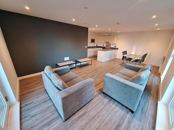 3 Bedroom Apartment To Rent In Maritime Court, Ordsall Lane, Salford, M5