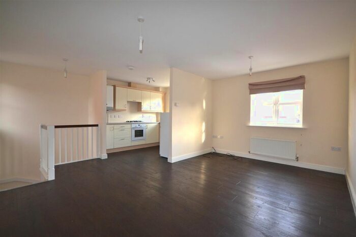 2 Bedroom Detached House To Rent In Pasture Drive, Hampton Hargate, Peterborough, PE7