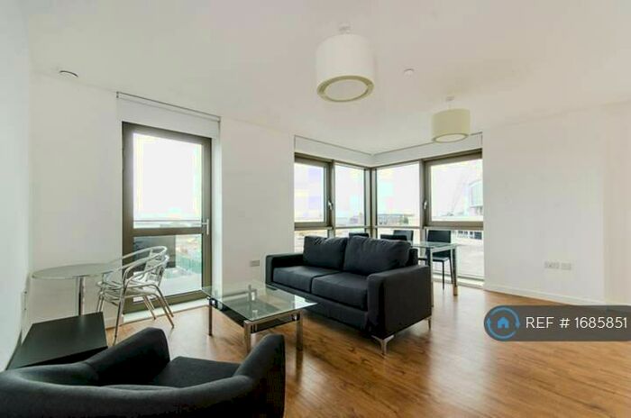 2 Bedroom Flat To Rent In Marathon House, Wembley, HA9