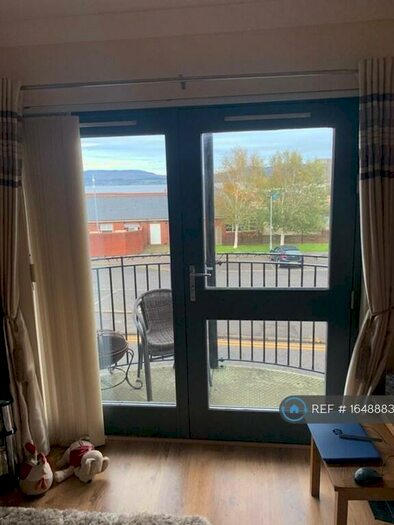 2 Bedroom Flat To Rent In James Watt Way, Greenock, PA15