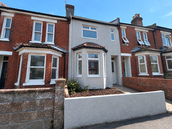 2 Bedroom Terraced House For Sale In Lemon Road, Shirley, Southampton, SO15