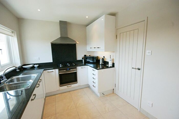 2 Bedroom Flat To Rent In Overstrand Crescent, Milford On Sea, Lymington, Hampshire, SO41