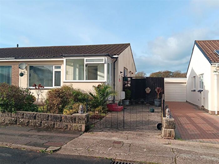 2 Bedroom Semi-Detached Bungalow For Sale In North Boundary Road, Brixham, TQ5