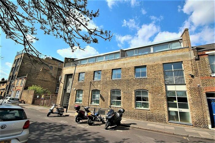1 Bedroom Flat To Rent In Derbyshire Street, Bethnal Green, E2