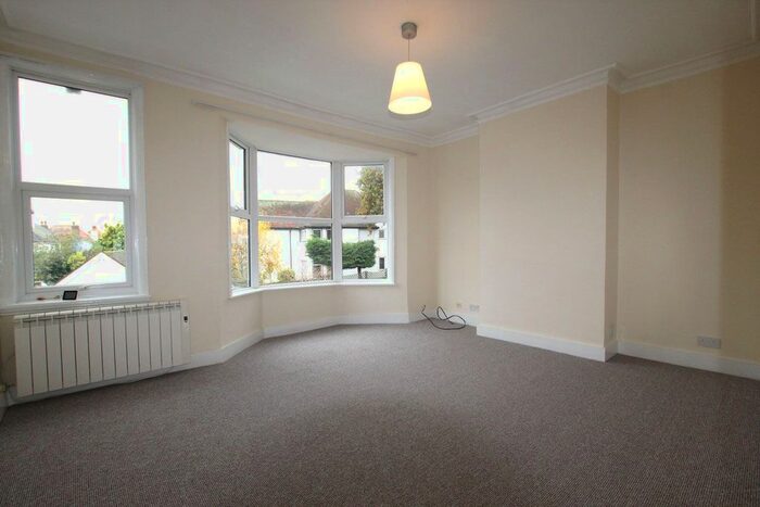 1 Bedroom Flat To Rent In Western Avenue, Herne Bay, CT6