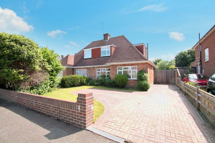 3 Bedroom Semi-Detached House To Rent In Melrose Avenue, Worthing, BN13