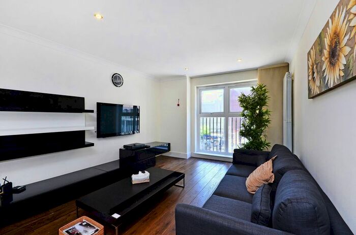 2 Bedroom Flat To Rent In Aria House, Covent Garden, London, WC2B