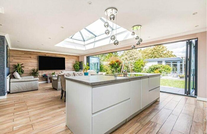 5 Bedroom Detached House To Rent In Cemetery Lane, Emsworth, West Sussex, PO10