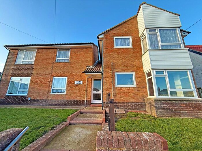 1 Bedroom Flat For Sale In Old Salts Farm Road, Lancing, BN15