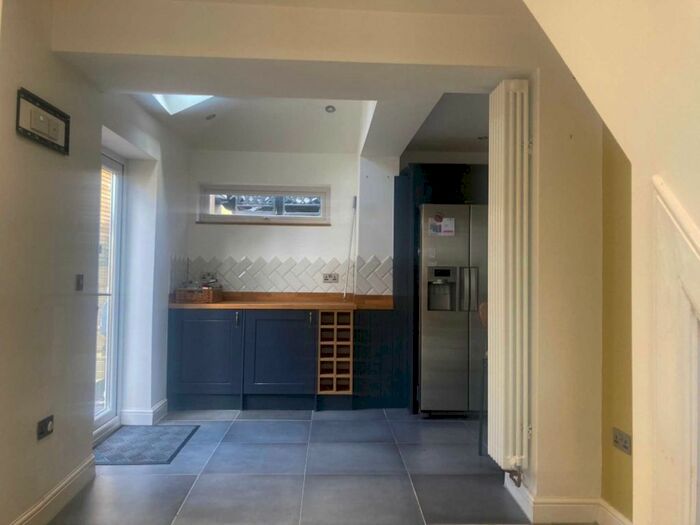 3 Bedroom Semi-Detached House To Rent In Valley Road, Bredbury, SK6