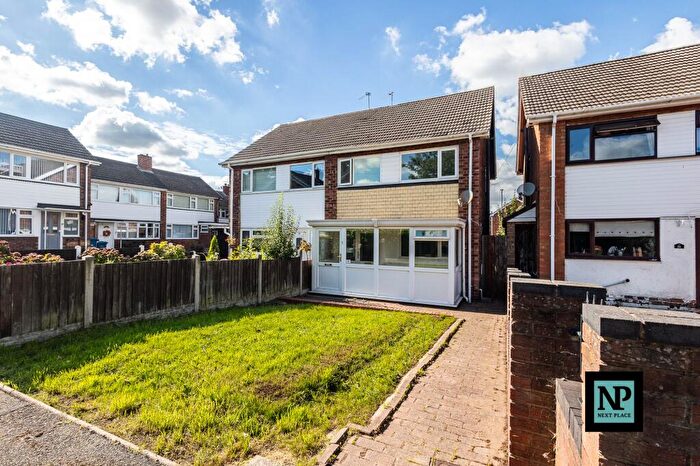 3 Bedroom Property To Rent In Freville Close, Tamworth, B79