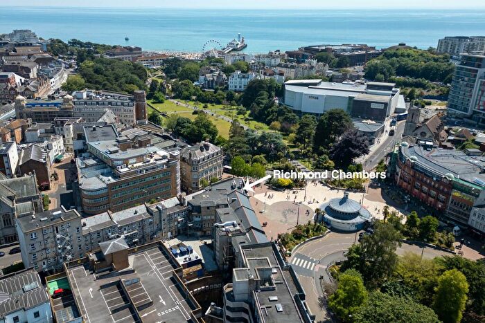 1 Bedroom Flat To Rent In Richmond Hill, Bournemouth, BH2
