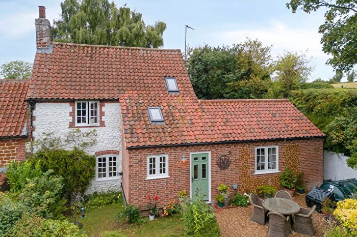 3 Bedroom Cottage For Sale In Sedgeford, PE36