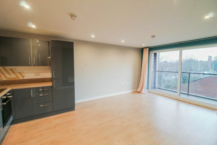 2 Bedroom Flat To Rent In Hall Lane, Wythenshawe, Manchester M23