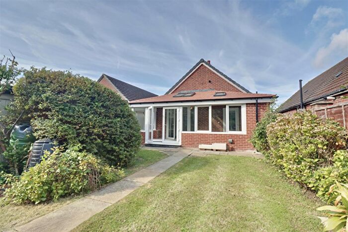 2 Bedroom Bungalow For Sale In South Road, Drayton, Portsmouth, PO6