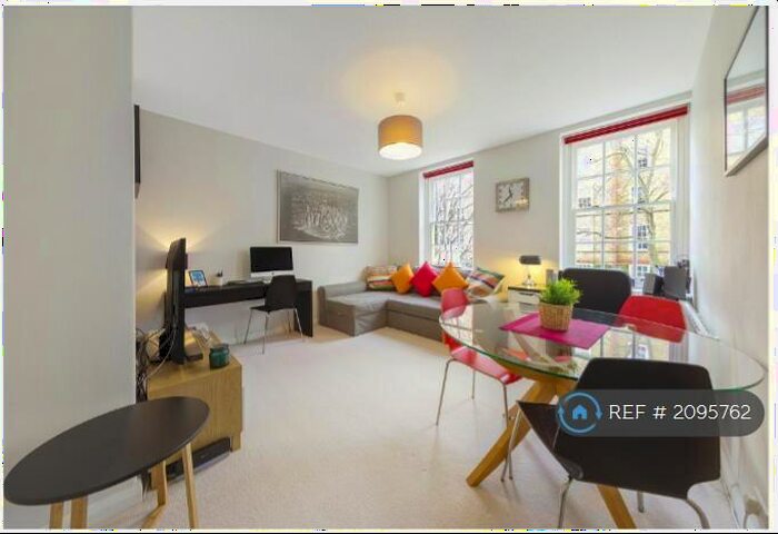 1 Bedroom Flat To Rent In Winfield House, London, SW11