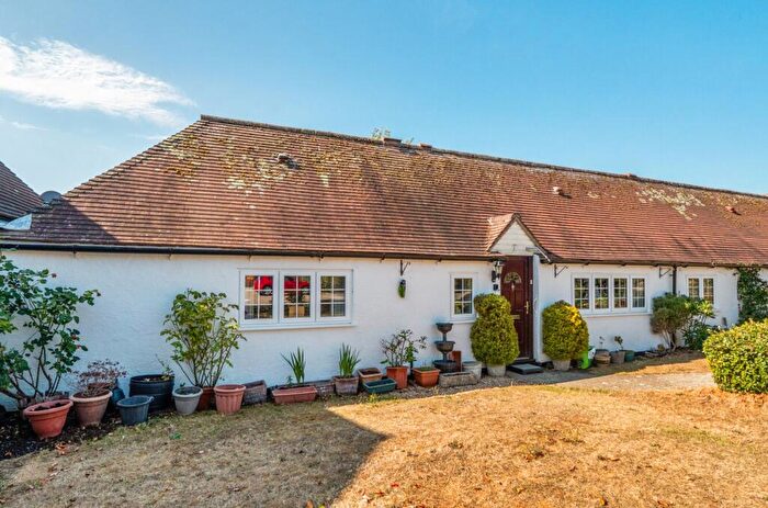 1 Bedroom Terraced Bungalow For Sale In Manor Farm Court, Selsey, PO20