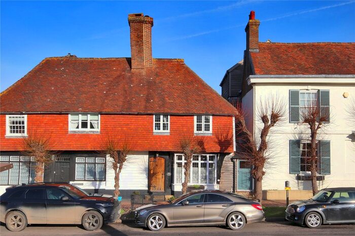 3 Bedroom End Of Terrace House For Sale In High Street, Burwash, East Sussex, TN19