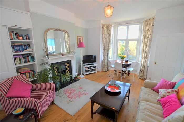 1 Bedroom Flat To Rent In Anerley Hill, London, SE19