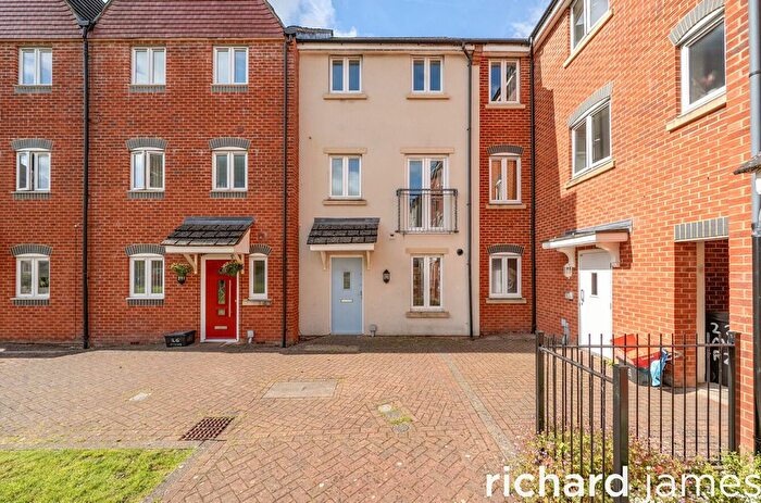 4 Bedroom Terraced House For Sale In Mazurek Way, Haydon End, Swindon, SN25