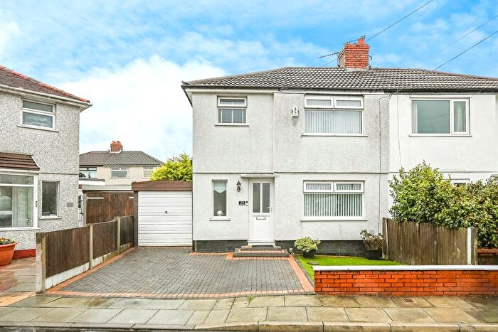 3 Bedroom Semi Detached House For Sale In Weston Grove, Maghull, Liverpool, Merseyside, L31
