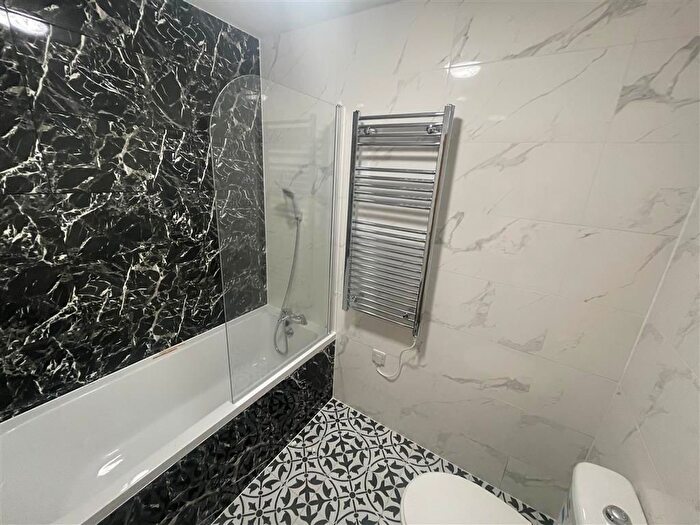 1 Bedroom Flat To Rent In Station Street, Burton-On-Trent, DE14