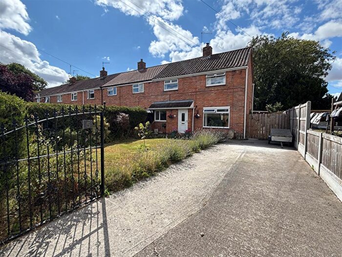 3 Bedroom Semi-Detached House For Sale In Church Close, Laxton, Goole, DN14