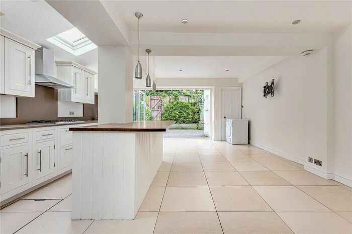 6 Bedroom Terraced House To Rent In Onslow Avenue, Richmond, Surrey, TW10