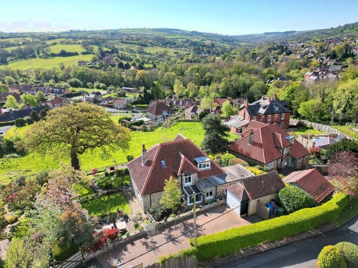 3 Bedroom Detached House For Sale In Brook Park, Briggswath, Whitby, YO21