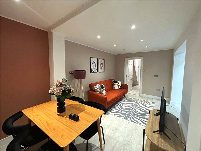 2 Bedroom Flat To Rent In Belmont Park Road, London, E10