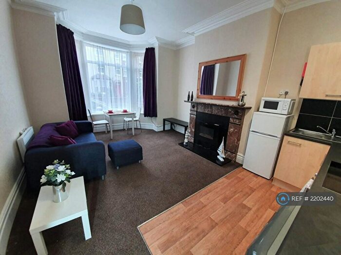 1 Bedroom Flat To Rent In St Albans Road, Lytham St Annes, FY8