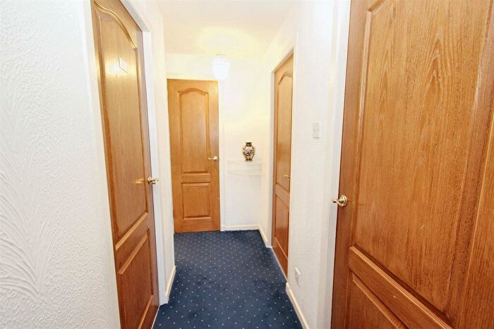 3 Bedroom Terraced House For Sale In Russell Road, Lanark, ML11