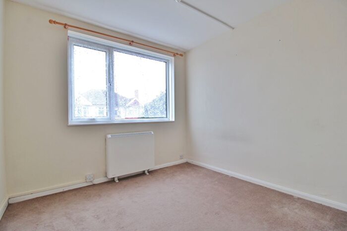 2 Bedroom Flat For Sale In Devonshire Avenue, Southsea, PO4