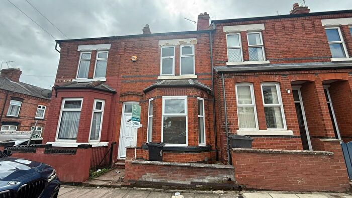 2 Bedroom Terraced House For Sale In Wood Hill, Leicester, LE5