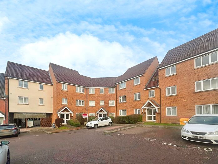 1 Bedroom Flat For Sale In Creswell Place, Cawston, Rugby, Warwickshire, CV22