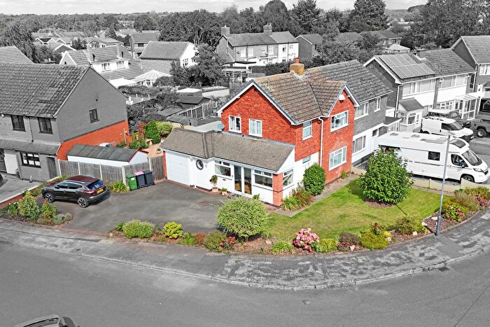 3 Bedroom Semi-Detached House For Sale In Bear Lane Close, Polesworth, B78