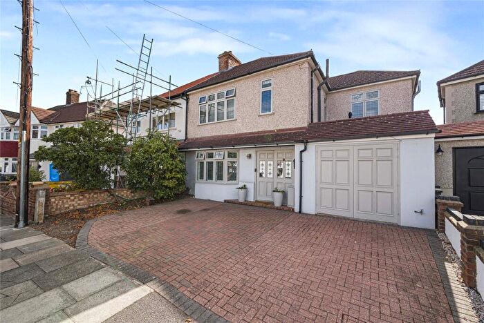 4 Bedroom Semi Detached House For Sale In Selwyn Crescent, Welling, Kent, DA16