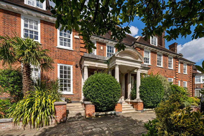 3 Bedroom Apartment To Rent In Greenaway Gardens, NW3