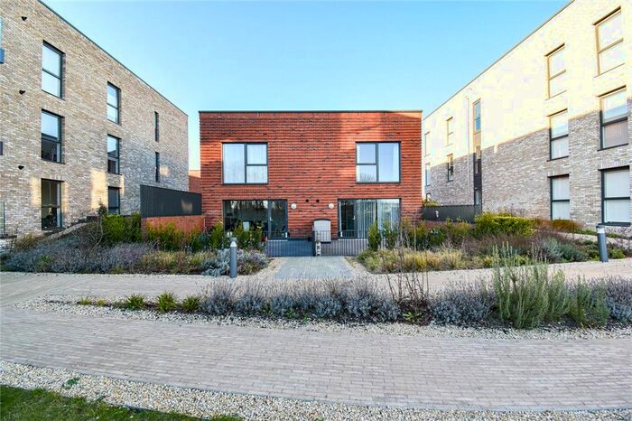 3 Bedroom Detached House To Rent In Poulter Walk, Trumpington, Cambridge, CB2