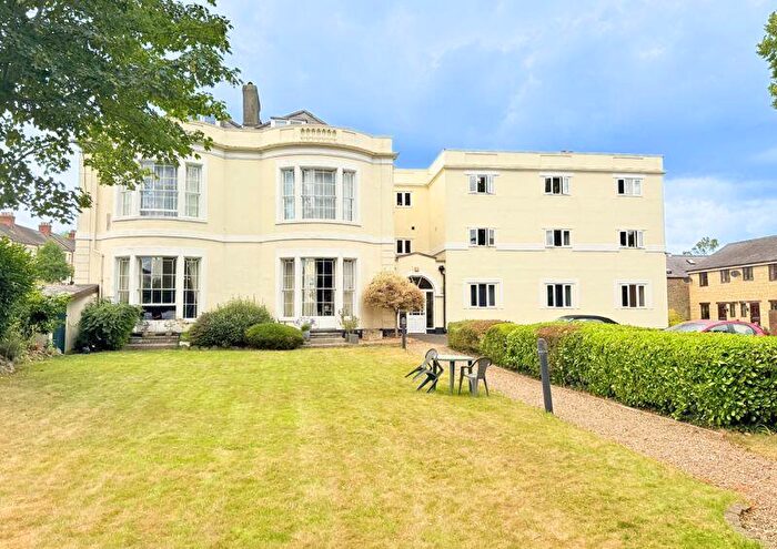 1 Bedroom Apartment For Sale In Portway, Frome, BA11