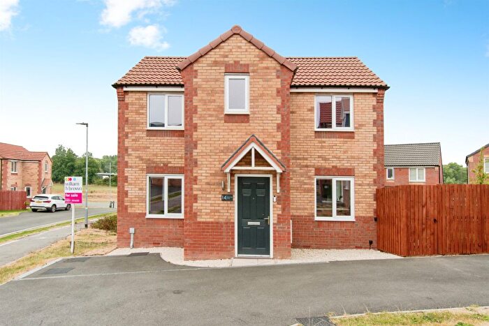 3 Bedroom Detached House For Sale In Oak Tree Way, Knottingley, WF11