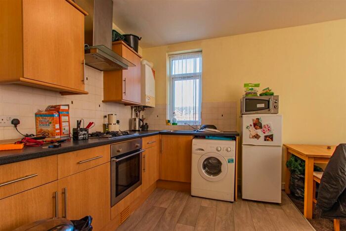 1 Bedroom Private Halls To Rent In Newport Road, Roath, CF24