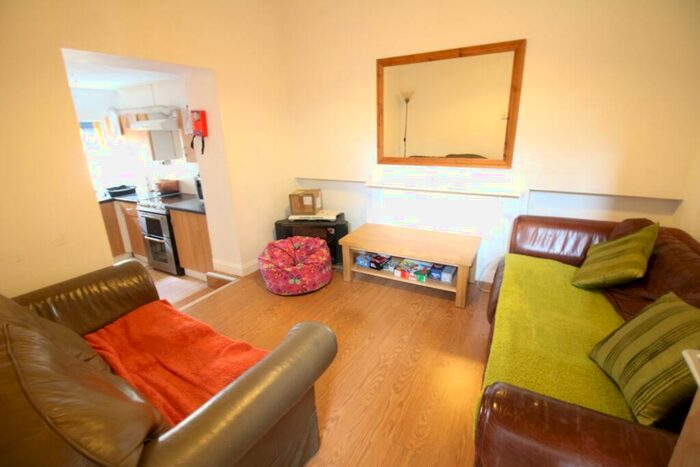 4 Bedroom End Of Terrace House To Rent In Rhymney Street, Cathays, CF24