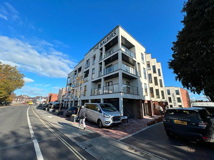 3 Bedroom Flat To Rent In The Balbirs, SO17