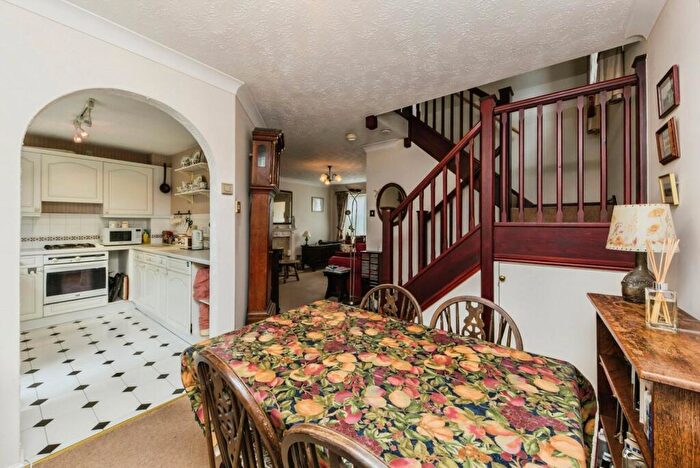 3 Bedroom Semi-Detached House For Sale In Thistleton Close, Macclesfield, Cheshire, SK11